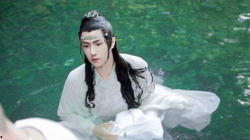 娱乐吃瓜君王一博宋轶,娱乐圈的甜蜜瓜田